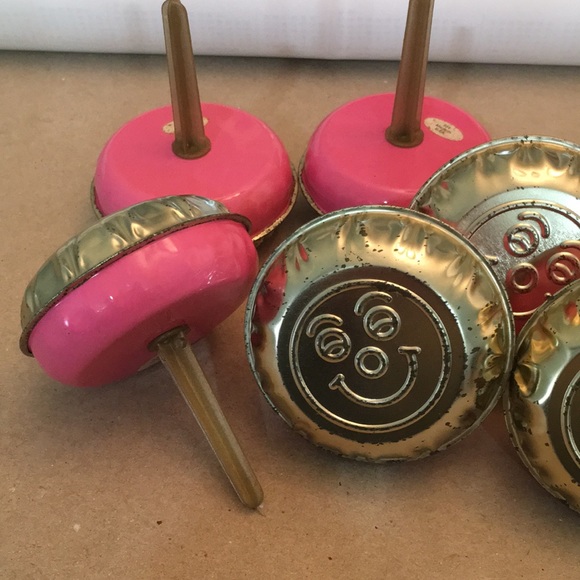 Vintage Tin Noisemakers New Year’s Eve Set of 6 Pink Silver Smile Happy … - Picture 7 of 7